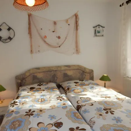 We 6402 Ferien U Angeln Auf Rügen-ruhige Lage,garten! * Trent